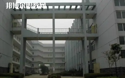 武漢建筑工程學(xué)校2022年報(bào)名條件、招生要求、招生對(duì)象