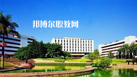 武漢園林技工學(xué)校2022年報(bào)名條件、招生要求、招生對(duì)象