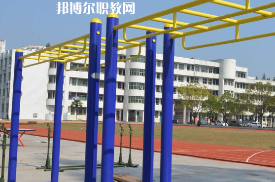 潛江職教中心2022年報名條件、招生要求、招生對象