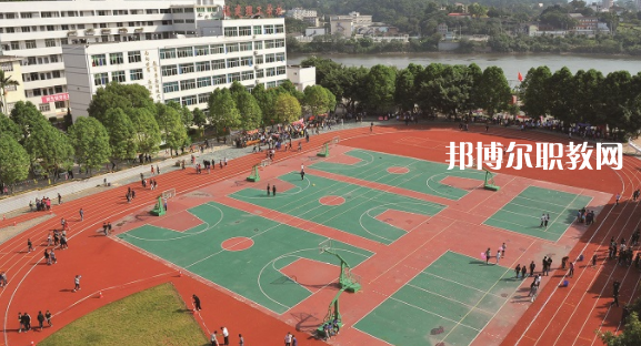 福建理工學(xué)校2023年學(xué)費(fèi)、收費(fèi)多少