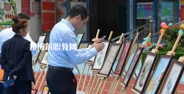 汶川縣特殊教育學校地址在哪里，哪個地區(qū)，哪個城市?