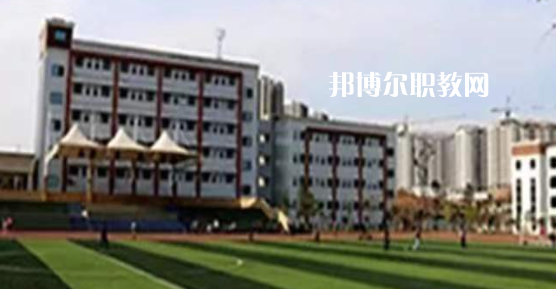 綿陽市機械電氣工業(yè)學(xué)校地址在哪里，哪個地區(qū)，哪個城市?