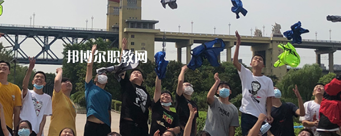 2023南京市公用事業(yè)技工學(xué)校招生計劃 招生人數(shù)是多少(附要求、條件、對象)