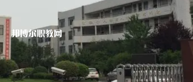 2023江蘇省錫山中等專(zhuān)業(yè)學(xué)校多少錢(qián)(學(xué)費(fèi)明細(xì))