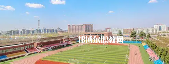 西安培華學院附屬職業(yè)中等專業(yè)學校地址在哪里，哪個地區(qū)，哪個城市?