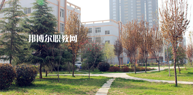 渭南技師學(xué)院地址在哪里，哪個(gè)地區(qū)，哪個(gè)城市?