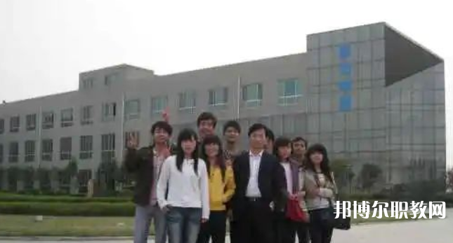 陜西省高教系統(tǒng)職業(yè)中等專業(yè)學(xué)校地址，乘車路線