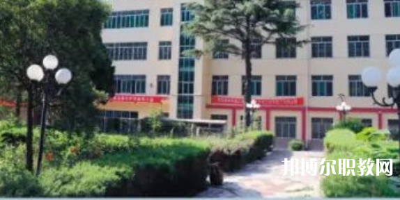 寶雞秦華職業(yè)技術(shù)學(xué)校地址，乘車路線