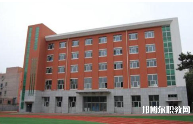 張家口華航中等專業(yè)學(xué)校地址，乘車路線