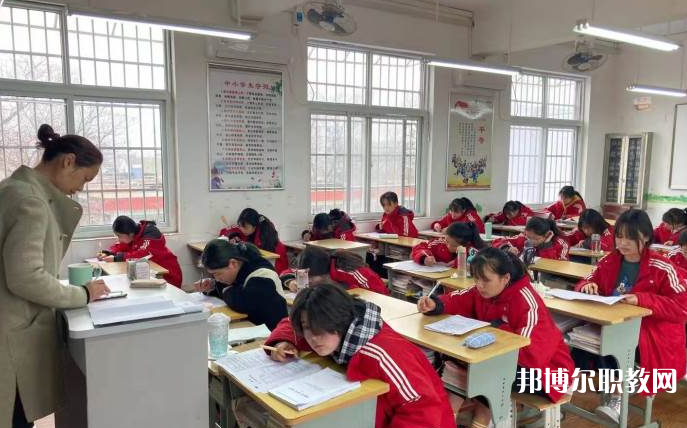 2023開封市第一職業(yè)中等專業(yè)學(xué)校招生計(jì)劃 招生人數(shù)是多少(附要求、條件、對象)