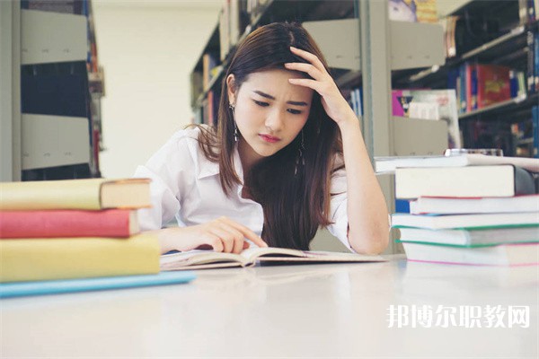 江西哪里的中職學(xué)校能讀工業(yè)機器人應(yīng)用與維護專業(yè)