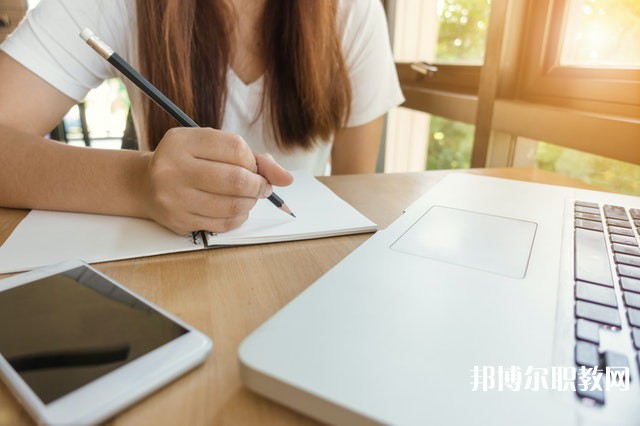 山東哪里的中職學校能讀中西面點專業(yè)