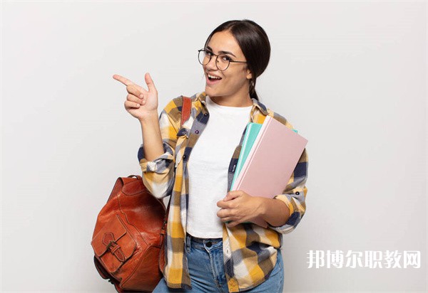 河南哪里的中專學(xué)校能讀護(hù)理(營(yíng)養(yǎng)與保健方向)專業(yè)