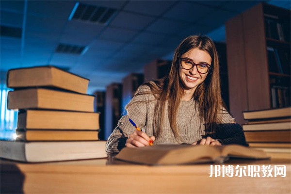 河南哪里的中專學校能讀中藥制藥專業(yè)