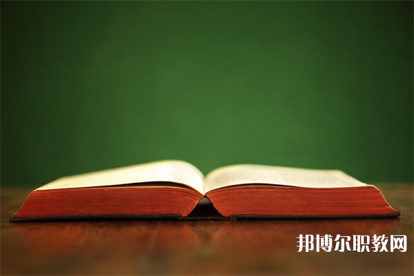 湖北哪里的中專學(xué)校能讀珠寶玉石加工與營(yíng)銷專業(yè)