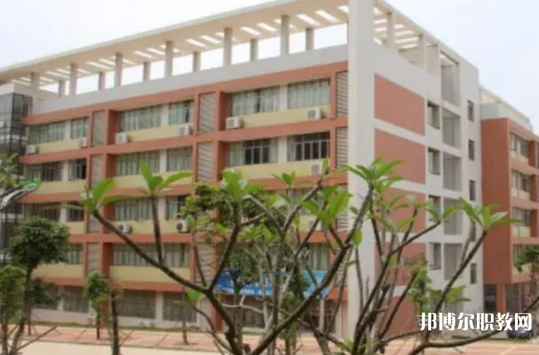 肇慶工業(yè)貿(mào)易學(xué)校2023年招生錄取分?jǐn)?shù)線(xiàn)（2024參考）