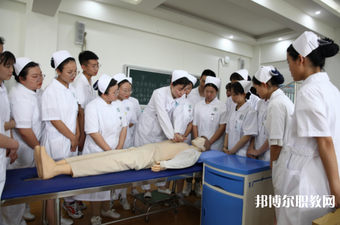 四川2024年上中專(zhuān)學(xué)校哪個(gè)專(zhuān)業(yè)好