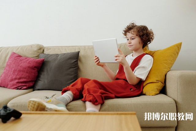 廣東哪里的中職學(xué)校能讀機器人運用與維修專業(yè)