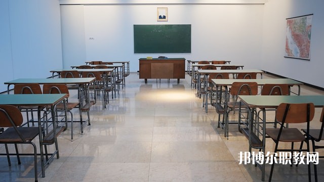 廣東哪里的中職學(xué)校能讀口機(jī)械操作與維護(hù)專(zhuān)業(yè)