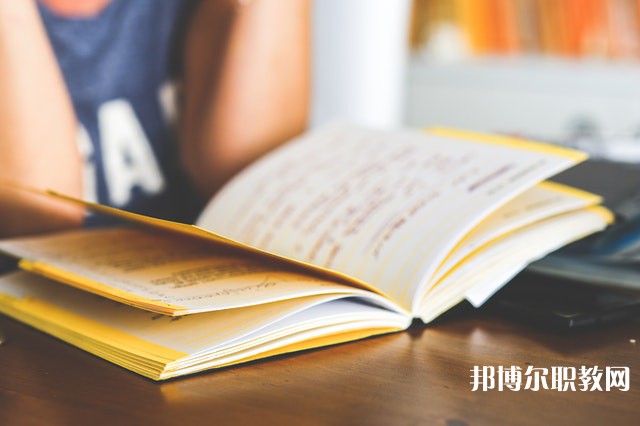 廣東哪里的中職學校能讀體育設施管理與經(jīng)營專業(yè)