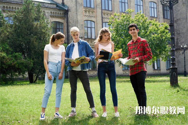 廣東哪里的職業(yè)學校能讀休閑體育服務與管理專業(yè)