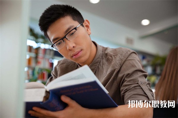 廣東哪里的中專學校能讀工業(yè)設計(模具制造技術(shù))專業(yè)