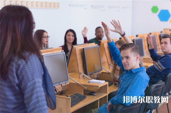 廣東哪里的職業(yè)學(xué)校能讀財(cái)會(huì)與電腦專(zhuān)業(yè)