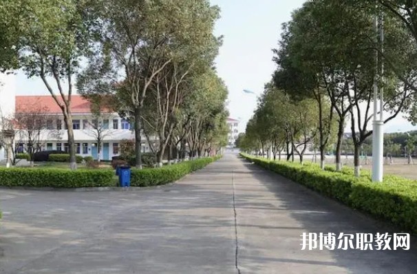 2024陽朔縣中等職業(yè)技術(shù)學(xué)校招生計(jì)劃 招生人數(shù)是多少(附要求、條件、對象)