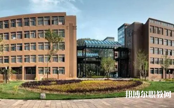 2024桂林市藝術(shù)學校多少錢 桂林市藝術(shù)學校各專業(yè)學費收費標準
