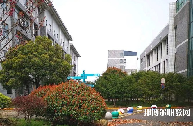 2024蕪湖市光明職業(yè)學(xué)校招生計(jì)劃 招生人數(shù)是多少(附要求、條件、對(duì)象)