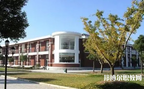 晉城虹橋技校怎么樣、好不好