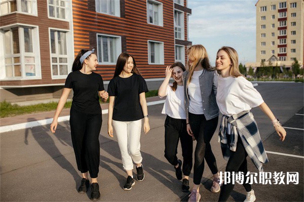 廣西哪里的中職學(xué)校能讀金融事務(wù)(互聯(lián)網(wǎng)金融、統(tǒng)計與會計核算方向)專業(yè)