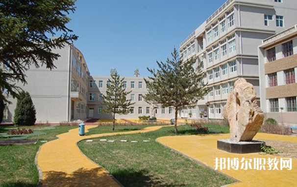 2024原平修遠(yuǎn)職業(yè)高級中學(xué)多少錢 原平修遠(yuǎn)職業(yè)高級中學(xué)各專業(yè)學(xué)費收費標(biāo)準(zhǔn)