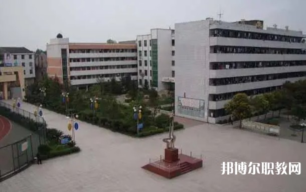 澤州縣周村中學(xué)(職高部)怎么樣、好不好