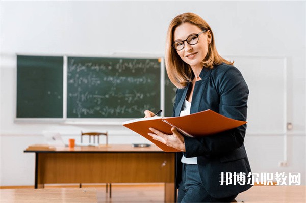 四川哪里的職業(yè)中學能讀農村電氣化技術專業(yè)