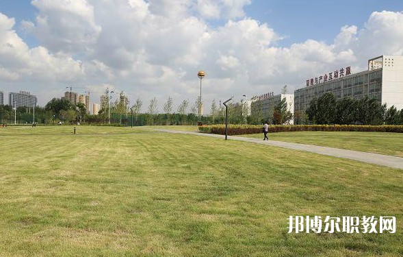2024鞍山市現(xiàn)代服務學校多少錢 鞍山市現(xiàn)代服務學校各專業(yè)學費收費標準