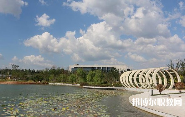 鞍山市現(xiàn)代服務(wù)學(xué)校怎么樣、好不好