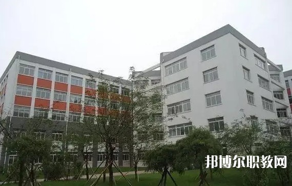 鞍山市藝術(shù)學校怎么樣、好不好
