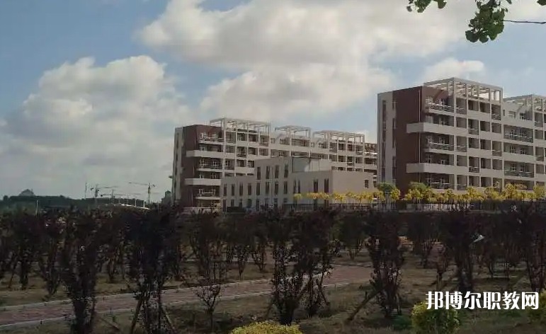 錦州市衛(wèi)生學(xué)校怎么樣、好不好