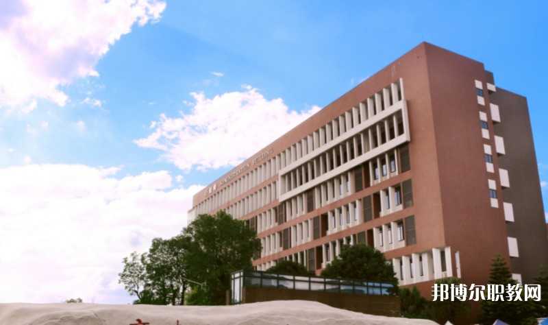 2024廣東酒店管理職業(yè)技術(shù)學(xué)院中職部招生計(jì)劃 招生人數(shù)是多少(附要求、條件、對(duì)象)