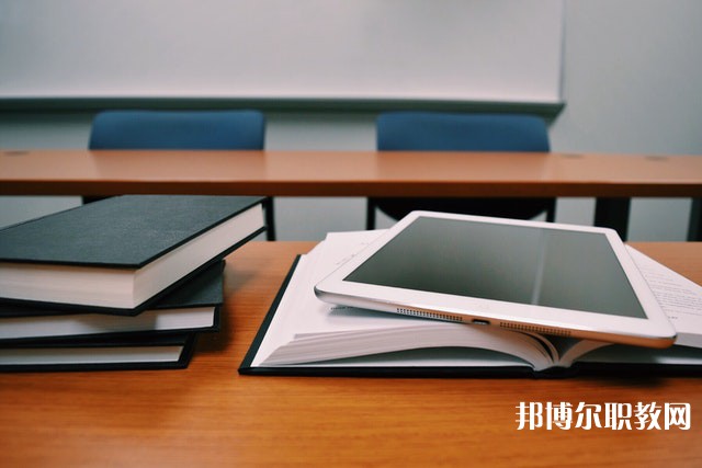 貴州哪里的職業(yè)中學能讀計算機應用技術(shù)專業(yè)