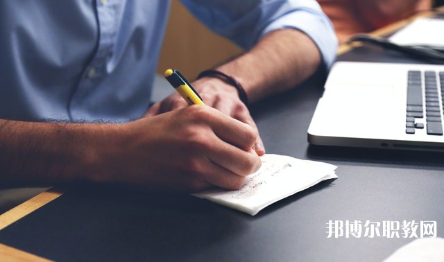 貴州哪里的中專學校能讀焊接技術專業(yè)