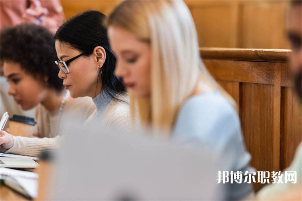 貴州哪里的職業(yè)學校能讀汽車檢測與維修技術專業(yè)