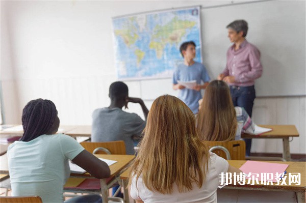 云南哪里的中專學校能讀基礎(chǔ)工程技術(shù)專業(yè)專業(yè)