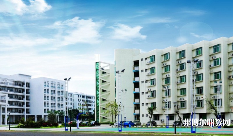 2025佛山市南海區(qū)理工職業(yè)技術(shù)學(xué)校招生計(jì)劃 招生人數(shù)是多少(附要求、條件、對象)