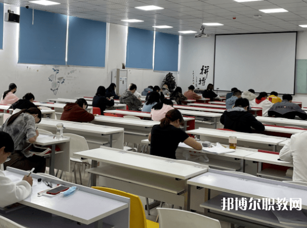 2025無(wú)錫職業(yè)學(xué)校最新排名前三名單